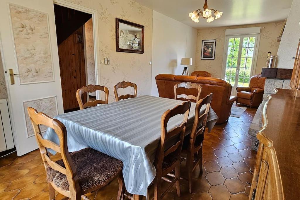 La Maison Bricquebetaise Bricquebec Εξωτερικό φωτογραφία