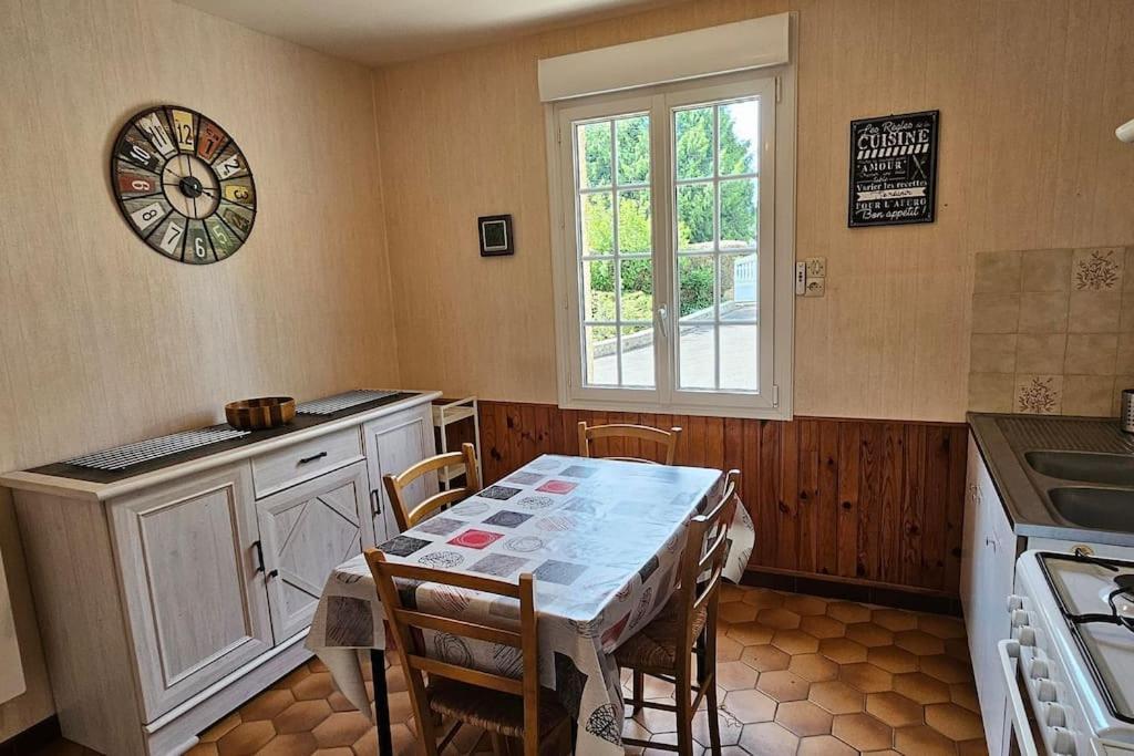 La Maison Bricquebetaise Bricquebec Εξωτερικό φωτογραφία